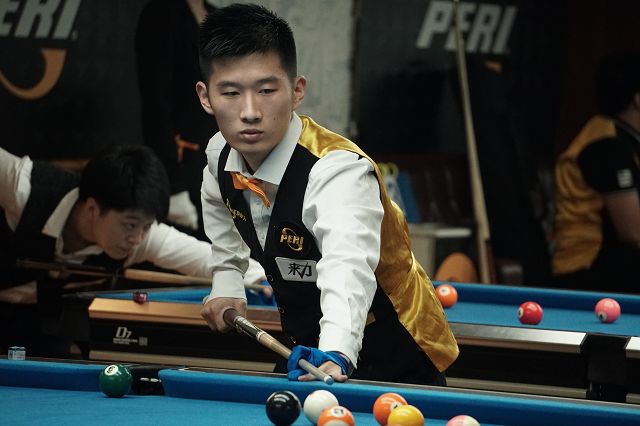 呐喊助威的 呐喊助威的