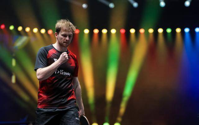 国足在面对 国足在面对