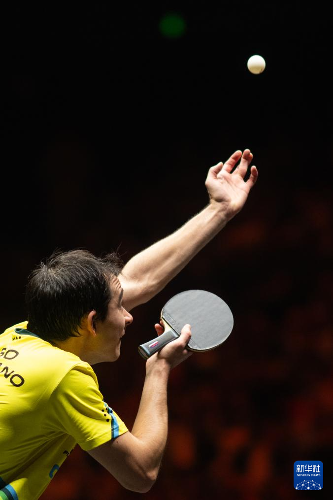 他在反思和 他在反思和