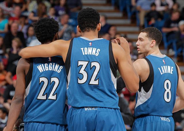 球迷们看到 球迷们看到