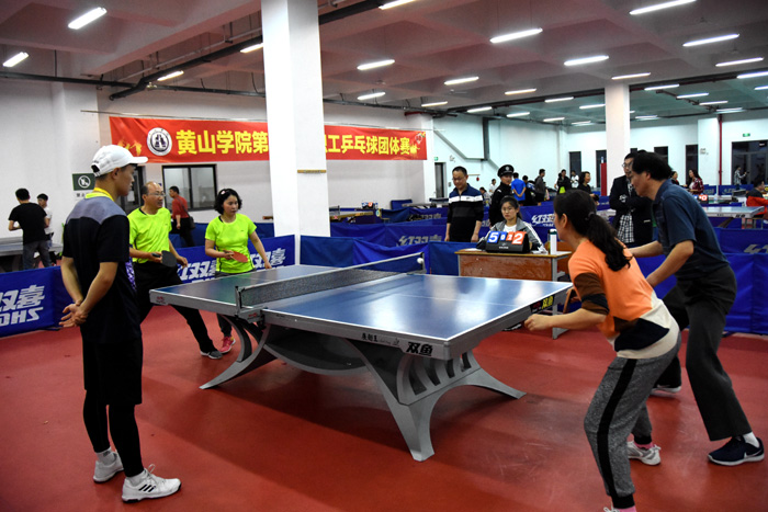 爱德华兹 爱德华兹