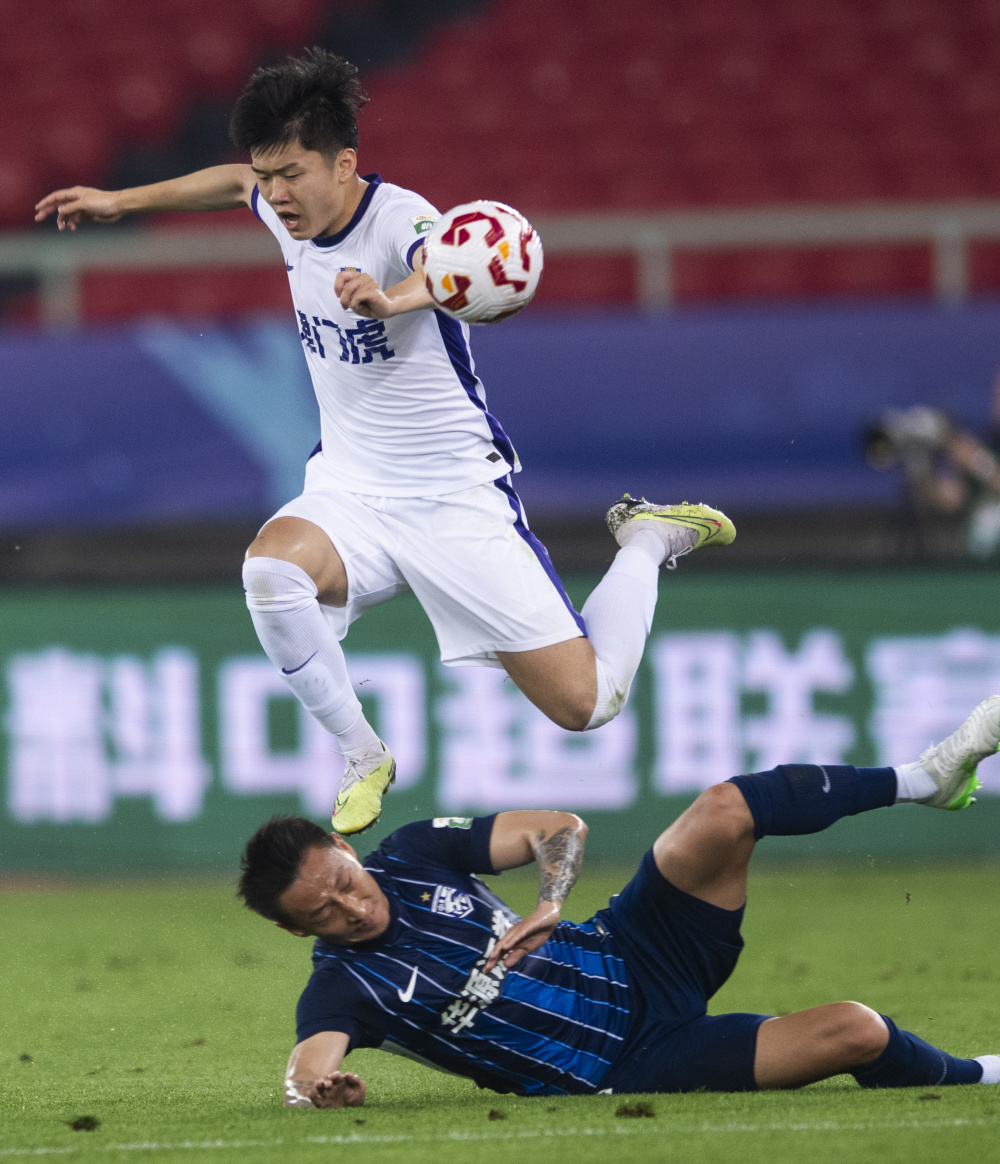 人联想到曾 人联想到曾