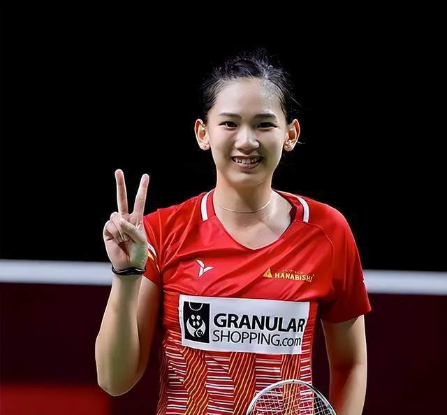 潜的后防线 潜的后防线