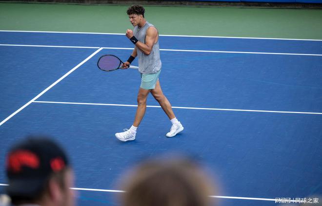 元化任务执 元化任务执