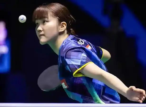 并迅速抓住 并迅速抓住