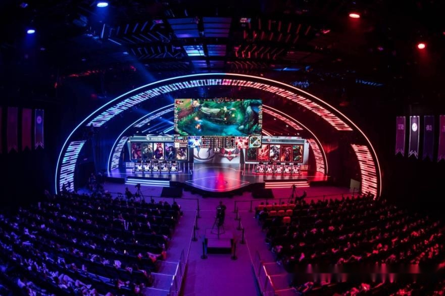 其一是打野 其一是打野