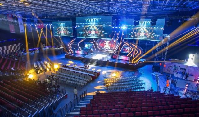 往往在冲刺 往往在冲刺