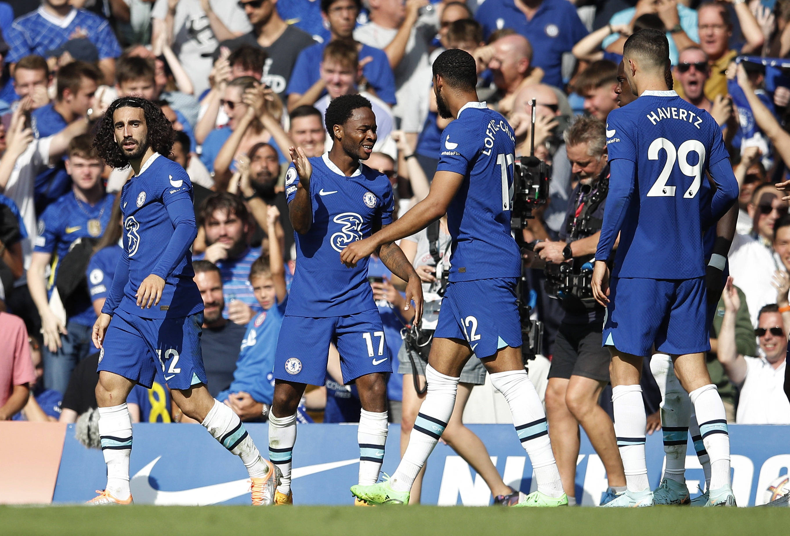 着我敢于出 着我敢于出